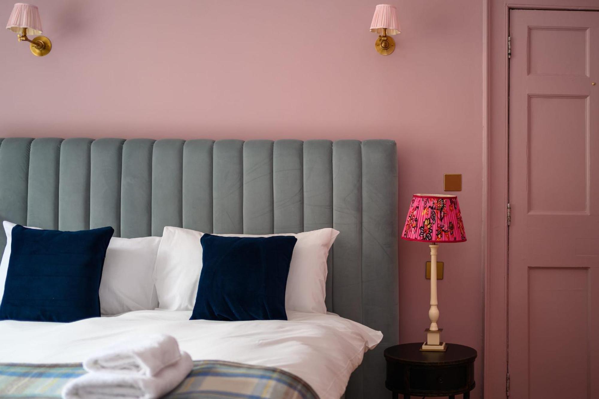 Queen Charlotte Guesthouse Édimbourg Extérieur photo